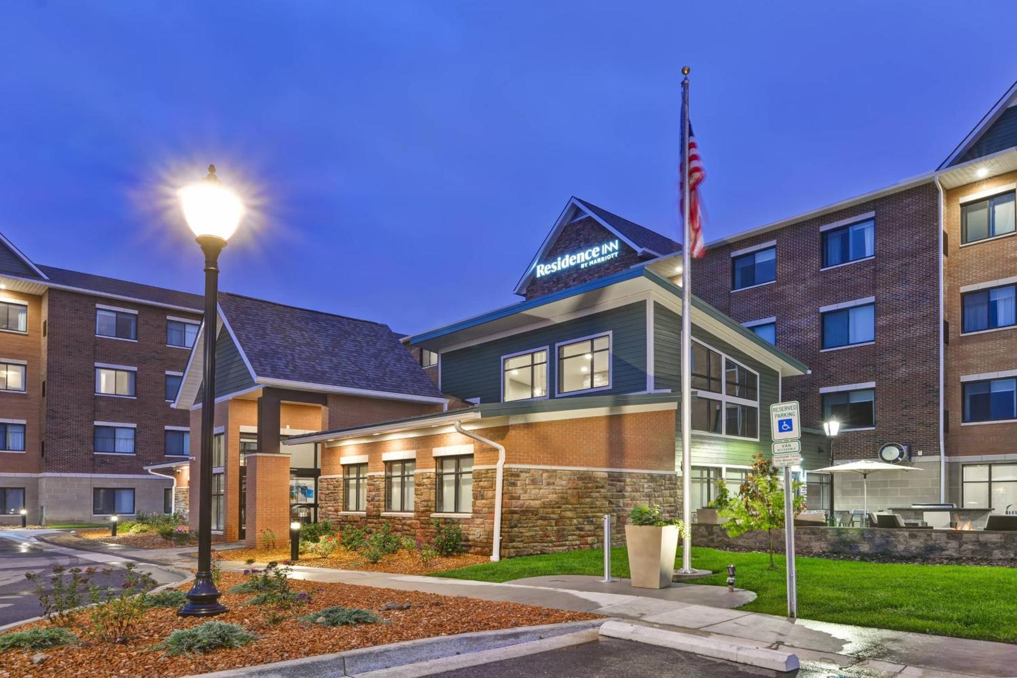 Residence Inn By Marriott Cleveland Airport/Мидлберг-Хайтс Экстерьер фото